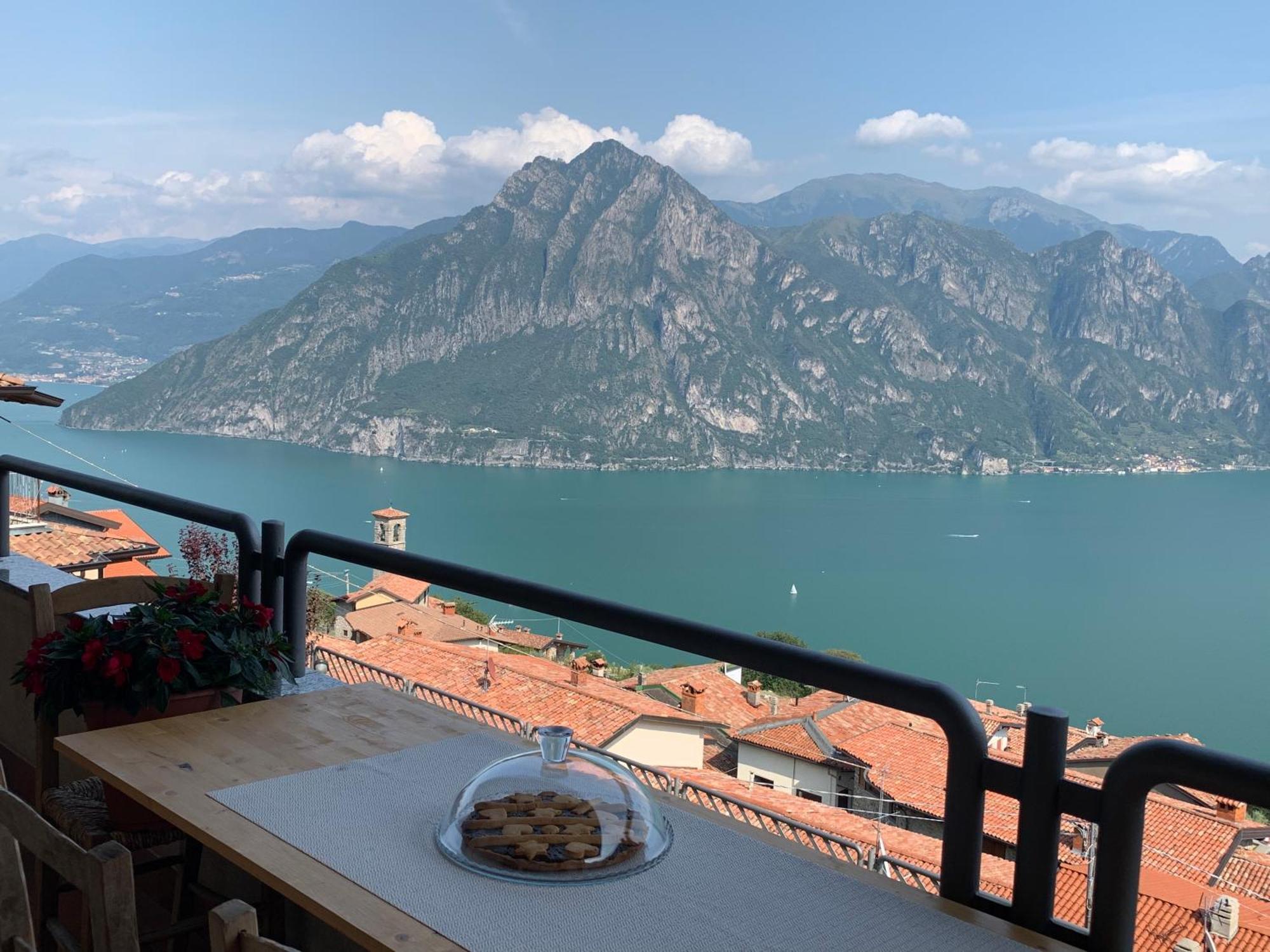 Cozy House On Iseo Lake Fonteno Exterior photo